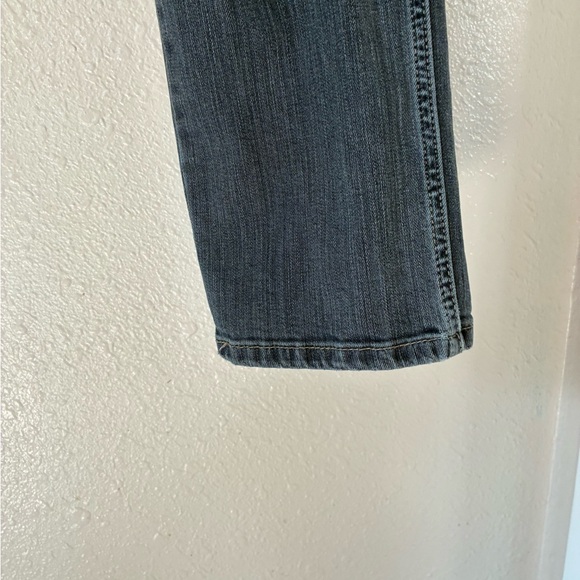 Wrangler Retro Slim Straight Jeans - Picture 9 of 13